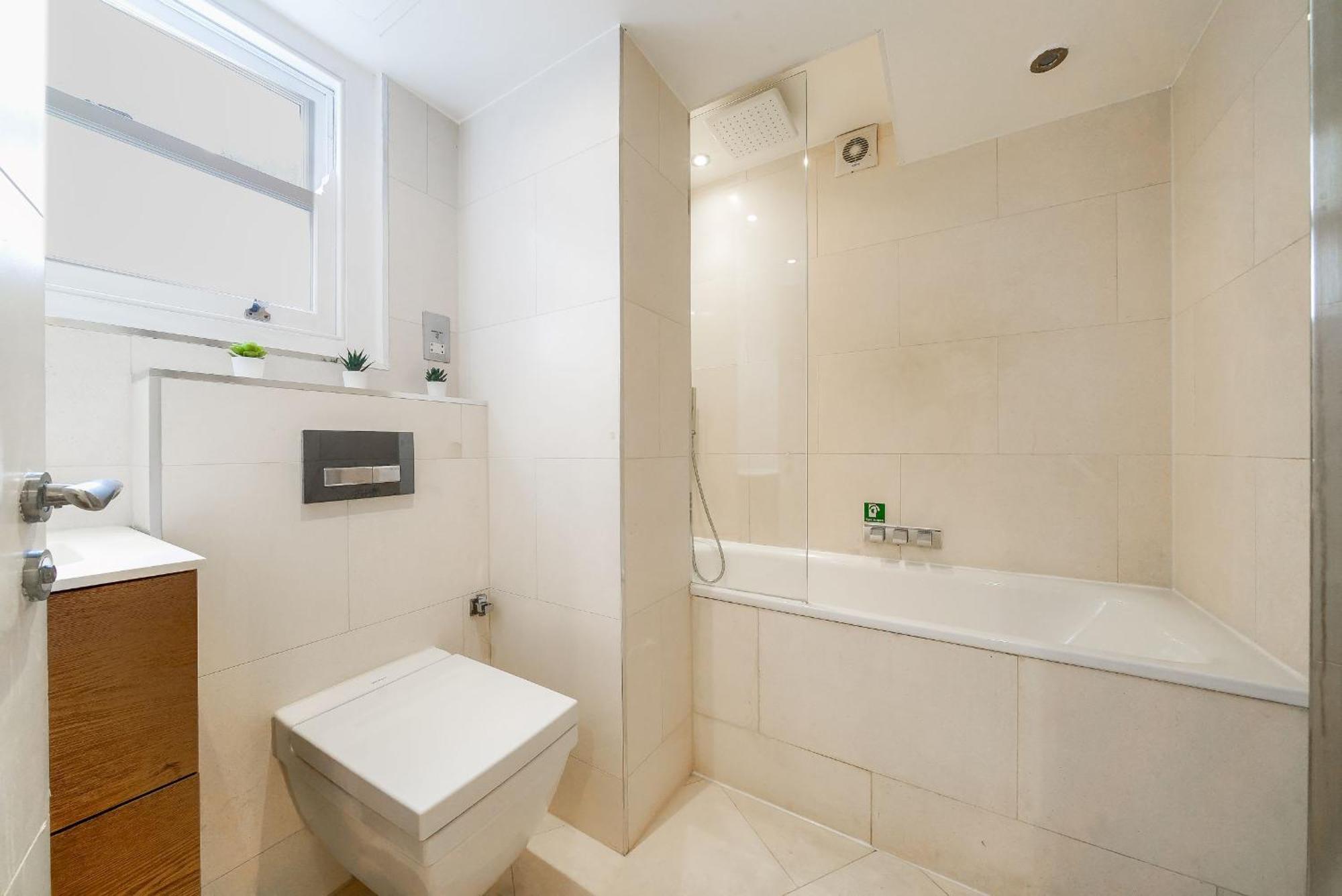 Notting Hill & Hyde Park - 2Br - Cityapartmentstay London Luaran gambar