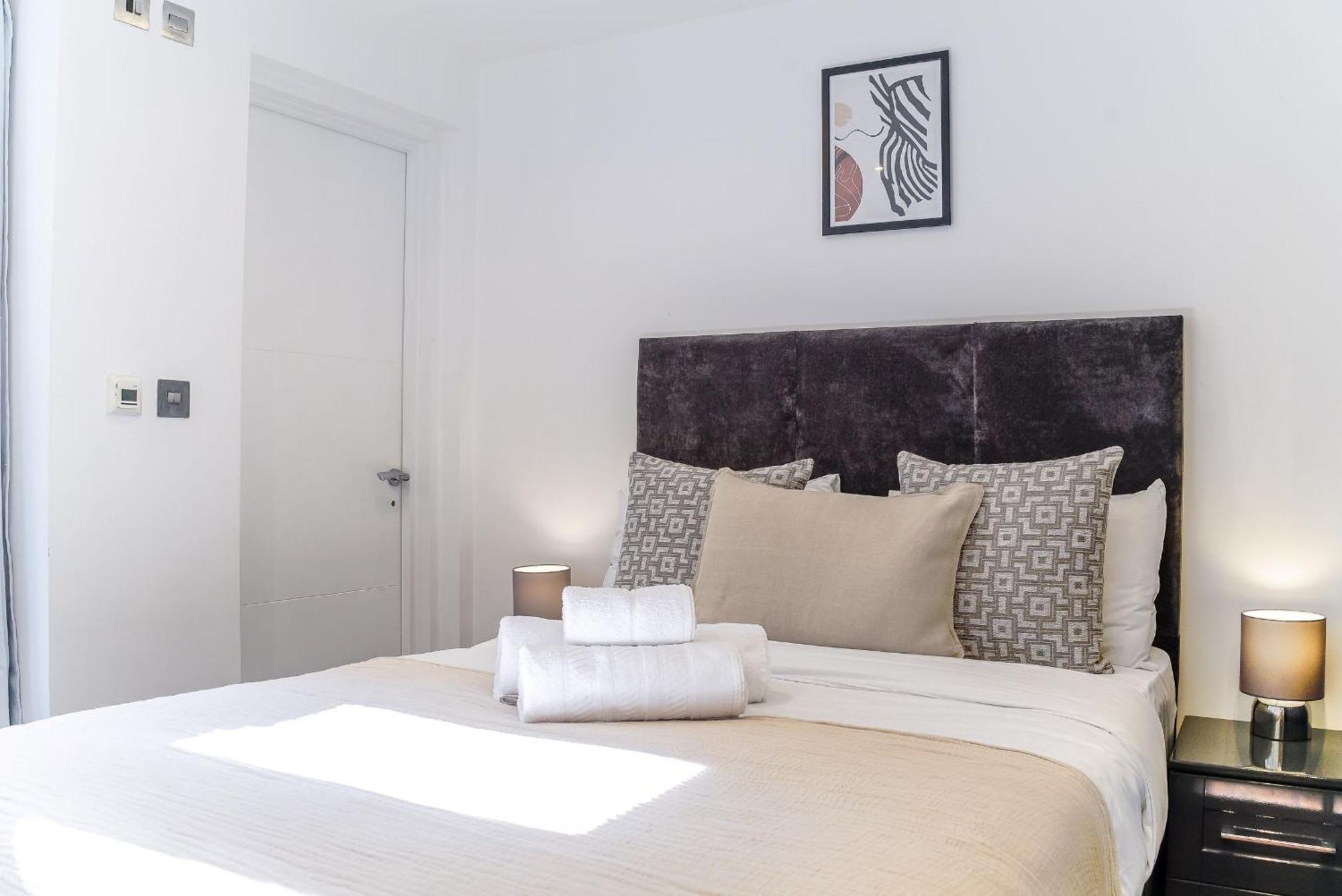 Notting Hill & Hyde Park - 2Br - Cityapartmentstay London Luaran gambar
